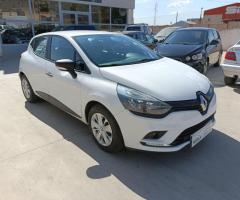 Coche ocasión granada renault clio BUSINESS ENERGY DCI 55KW 75CV